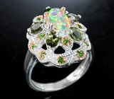 Серебряное кольцо c кристаллическим эфиопским опалом, зелеными турмалинами и цаворитами