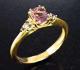 Золотое кольцо с редкими гранатами со сменой цвета 1,14 карата Золото