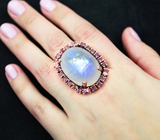 Серебряное кольцо с лунным камнем 34+ карат, розовыми турмалинами и родолитами Серебро 925