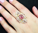 Серебряное кольцо с розовым сапфиром и родолитами