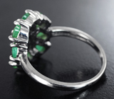 Чудесное серебряное кольцо с изумрудами