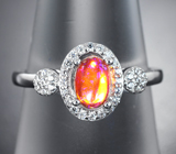 Изящное серебряное кольцо с оранжевым опалом Серебро 925