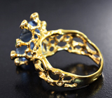 Золотое кольцо с чистейшим редким максис-бериллом 8,08 карата и цаворитами Золото