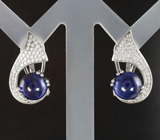 Стильный серебряный комплект с насыщенно-синими сапфирами