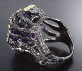 Серебряное кольцо с аметистом 30 карат и голубыми топазами Серебро 925