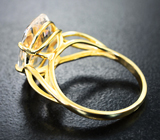 Золотое кольцо с морганитом высокой чистоты 3,97 карата
