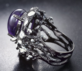 Серебряное кольцо со сливовым аметистом 11+ карат, родолитами и синими сапфирами