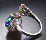 Серебряное кольцо с кристаллическим черным опалом 6,61 карата, разноцветными турмалинами и бриллиантами Серебро 925
