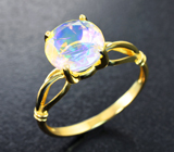 Золотое кольцо с редким прозрачным ограненным эфиопским опалом 1,45 карата Золото