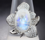 Шикарное серебряное кольцо с лунным камнем  Серебро 925