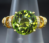 Золотое кольцо с сочным желто-зеленым турмалином 6,18 карата и бриллиантами