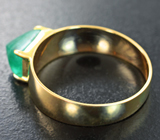 Золотое кольцо с уральским изумрудом редкой огранки «сахарная голова» 1,5 карата Золото