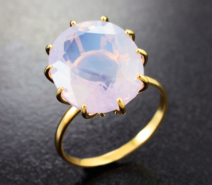 Золотое кольцо с чистейшим лавандовым аметистом 10,54 карата