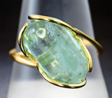 Золотое кольцо с уральским мятно-зеленым бериллом 10,19 карата