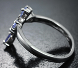 Оригинальное серебряное кольцо с танзанитами