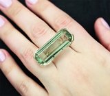 Золотое кольцо с крупным насыщенно-оливковым зеленым аметистом 26,95 карата