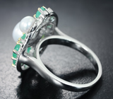 Оригинальное серебряное кольцо с жемчугом, изумрудами и черными шпинелями Серебро 925