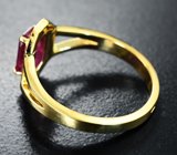 Кольцо с рубином 0,99 карата и красными сапфирами Золото