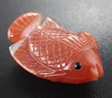 Резной агат инкрустированный сапфирами 60,55 карата