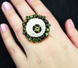 Серебряное кольцо с перидотами и зелеными турмалинами