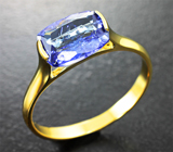 Золотое кольцо с танзанитом 1,45 карата