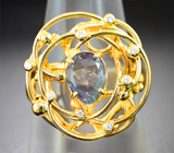 Золотое кольцо с уральским александритом высоких характеристик 1,03 карата и бриллиантами