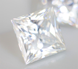 Пара бесцветных муассанитов 3,54 карата 