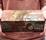 Большая шкатулка-купюрница из южно-уральской яшмы «Пикассо» и долерита