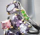 Серебряное кольцо с разноцветными шпинелями 6,68 карата и диопсидами Серебро 925