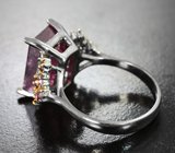 Серебряное кольцо с рубеллитом турмалином 5,94 карата и родолитами