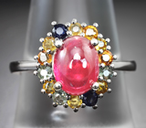Яркое серебряное кольцо с рубином и разноцветными сапфирами
