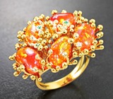 Массивное золотое кольцо с невероятно-яркими кристаллическими мексиканскими опалами 7,71 карата, изумрудами и бриллиантами Золото