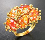 Массивное золотое кольцо с невероятно-яркими кристаллическими мексиканскими опалами 7,71 карата, изумрудами и бриллиантами