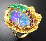 Комплект с кристаллическими эфиопскими опалами 37,5 карата, изумрудами, красными шпинелями и бриллиантами