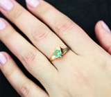 Золотое кольцо с ярким «неоновым» уральским изумрудом бриллиантовой огранки 0,39 карата