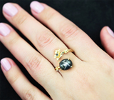 Золотое кольцо со звездчатым сапфиром 5 карат, синим сапфиром и бриллиантом Золото