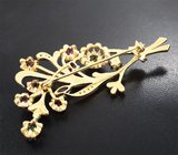 Брошь с александритами 1,44 карата, рубинами и бриллиантами