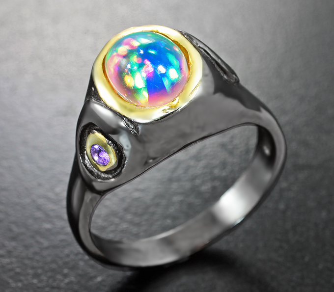Серебряное кольцо с топовым эфиопским опалом 1,18 карата и аметистами