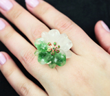 Серебряное кольцо с резным нефритом и диопсидами Серебро 925