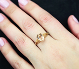 Золотое кольцо с персиковым морганитом 1,91 карата