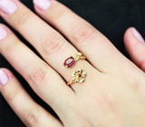 Золотое кольцо с насыщенными рубинами 1,87 карата и бриллиантами