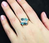 Эффектное серебряное кольцо с насыщенно-синими топазами и «неоновыми» апатитами Серебро 925