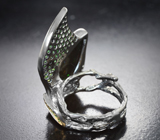 Серебряное кольцо с кристаллическим черным опалом 7,59 карата и цаворитами Серебро 925
