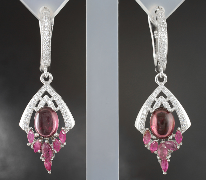 Превосходные серебряные серьги с родолитами и рубинами