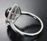 Серебряное кольцо с родолитом гранатом и пурпурно-розовыми сапфирами Серебро 925