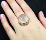 Серебряное кольцо с розовым кварцем 21,62 карата и перидотами Серебро 925