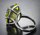 Серебряное кольцо с лимонным цитрином авторской огранки 17,14 карата и диопсидами