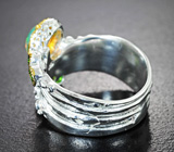 Серебряное кольцо с кристаллическим эфиопским опалом и диопсидами
