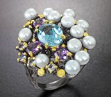 Серебряное кольцо с голубым топазом 2,22 карата, аметистами, танзанитами и жемчугом