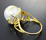 Золотое кольцо с крупной кремовой морской жемчужиной барокко 18,5 карата
